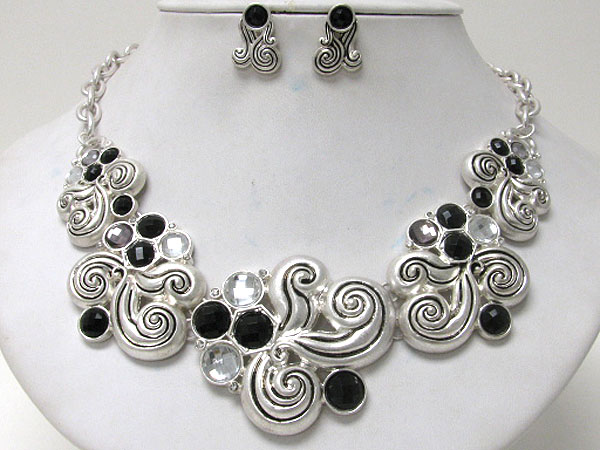 Facet stone metal art deco necklace earring set