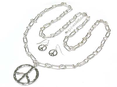 Metal peace pendant large chain long necklace 