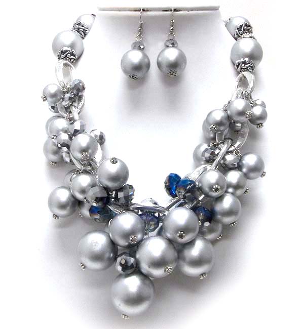 Crystal glass and multi pearl dangle necklace earring set