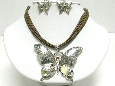 Crystal stud metal casting butterfly pendant multi cord necklace set