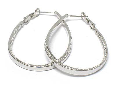 Crystal curved line oval frame earring