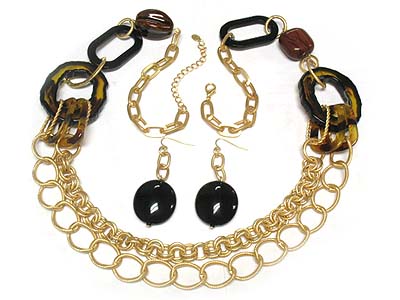 Large resin donut and acryl link large chain double strand necklace and earring set