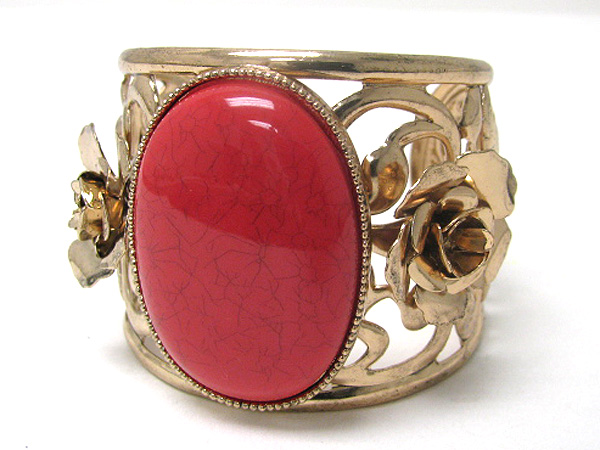 Large oval stone cuff bangle