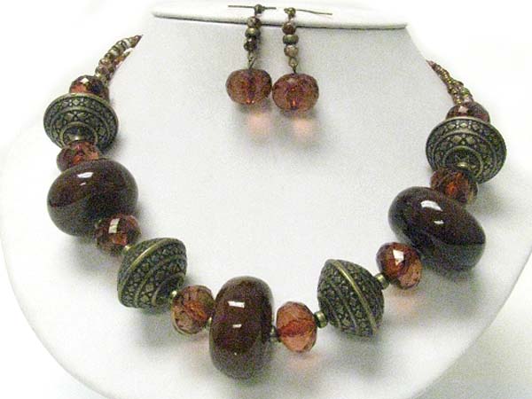 Metal and ceramic chunky stone necklace earring set