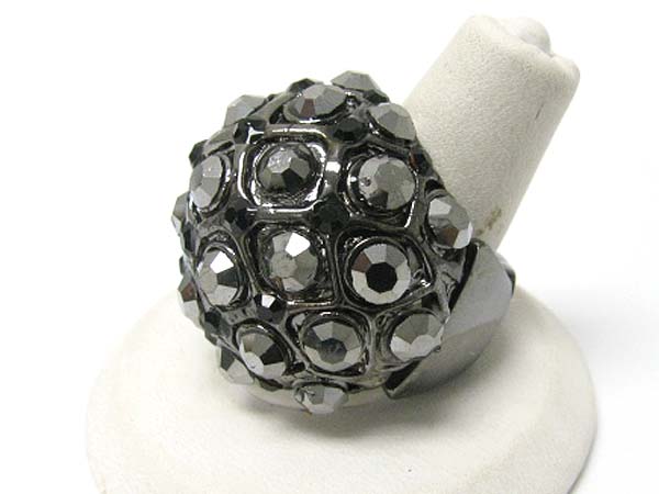 Crystal stud puffy round stretch ring