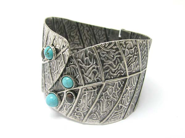 Turquoise stone  stud burnish metal leaf hinge bangle