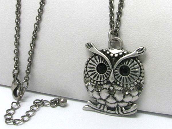 Crystal stud burnish metal owl pendant long chain necklace