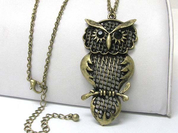 Crystal stud burnish metal owl pendant long chain necklace