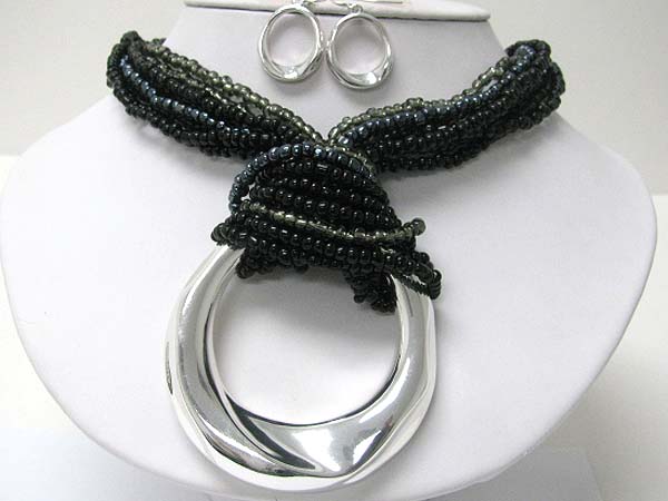 Round metal ring and multi row beads knot necklace earring set