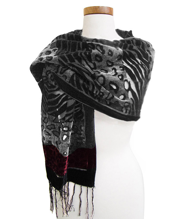 Animal pattern 100% velvet burnout scarf