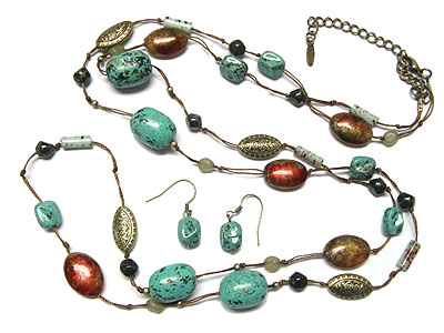 Patina and metal beads long necklace and earring set