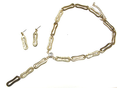 Crystal and glittering metal clip link necklace and earring set