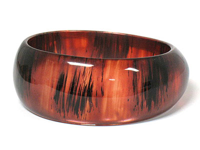 Art work waved acryl bangle