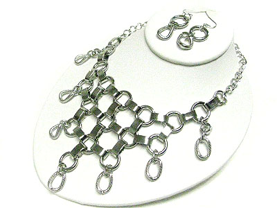 Metal chain cascade link neckalce set