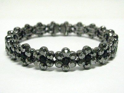 Crystal flower link stretch bracelet