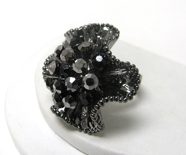 Crystal center stud flower adjustable ring