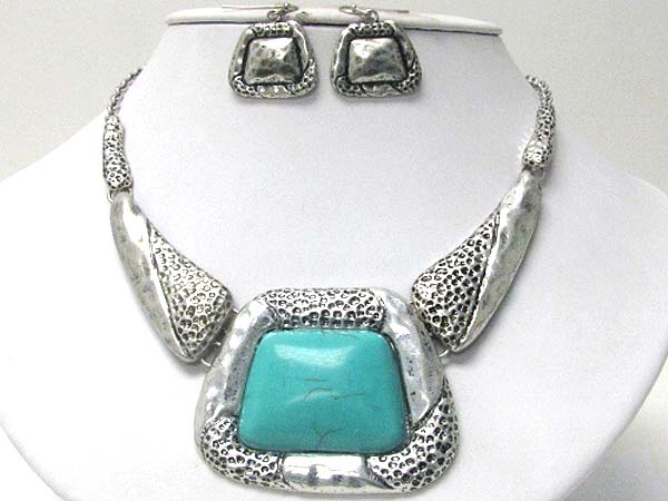 Large turquoise stone deco burnish metal necklace earring set