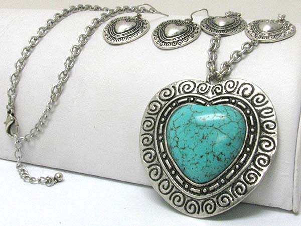 Large turquoise stone and metal textured heart pendant long necklace earring set