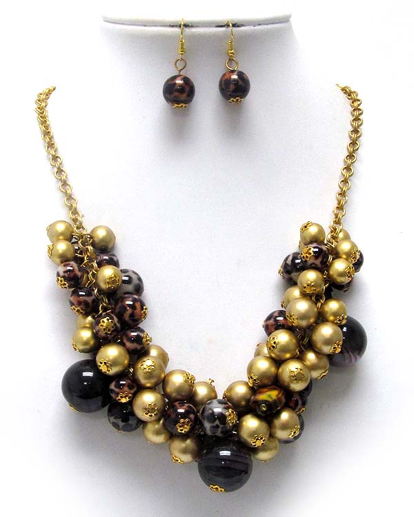 Leopard pattern print acryl balls and pearls chain necklace earring set