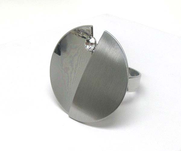 Architectural crystal metal scratch and plain round cut ring - wear resistant electro plating