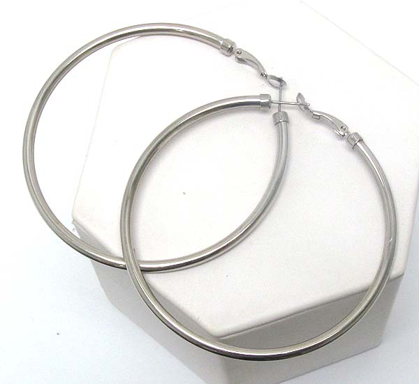 Plain metal hollow hoop earring - wear resistant electro plating - hoops