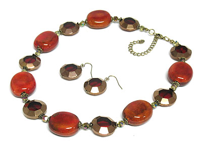 Ceramic and glass beads neckalce and earring set