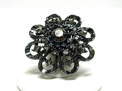 Crystal stud flower stretch ring