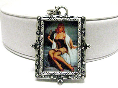 Burnish metal photo frame charm