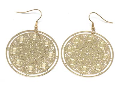 Metal filigree abstract shape round disk earring