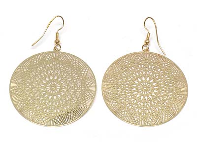 Metal filigree abstract shape round disk earring