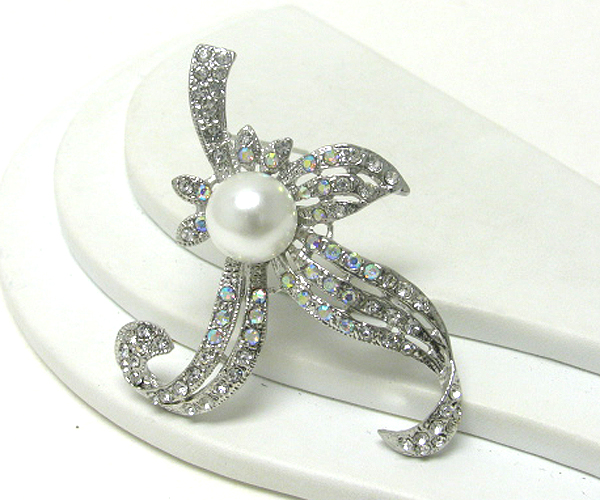 Crystal stud and center pearl deco brooch