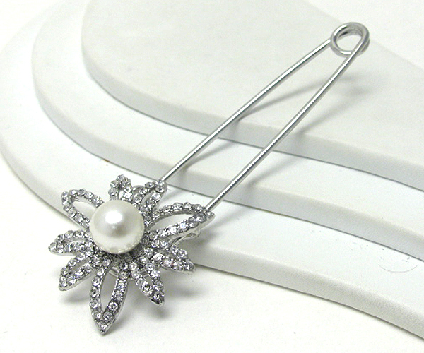 Crystal flower and center pearl dress pin brooch