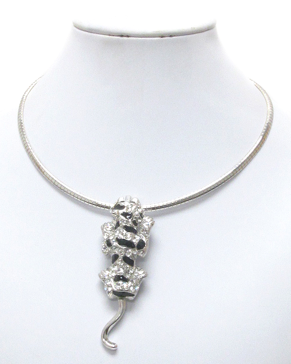 Crystal and epoxy deco leopard pendant chocker necklace