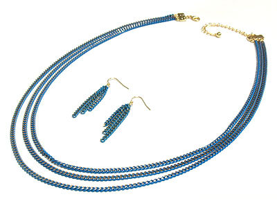 Three colored metal chain long necklace set