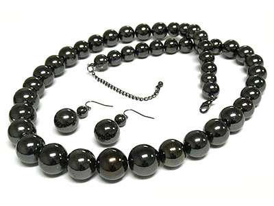 Sim pearl bead necklace set