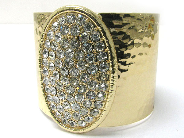 Crystal oval top wide hammered metal cuff bangle