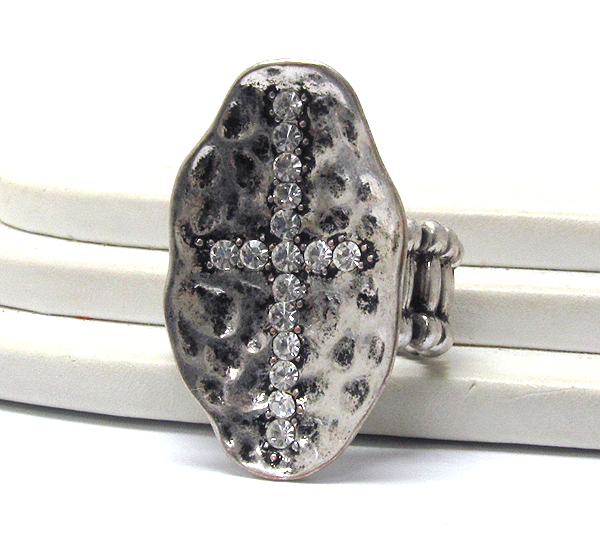 Crystal cross hammered oval metal long finger stretch ring