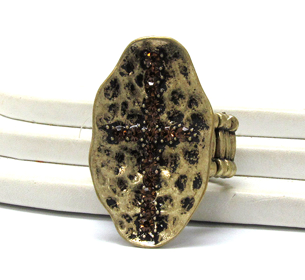 Crystal cross hammered oval metal long finger stretch ring