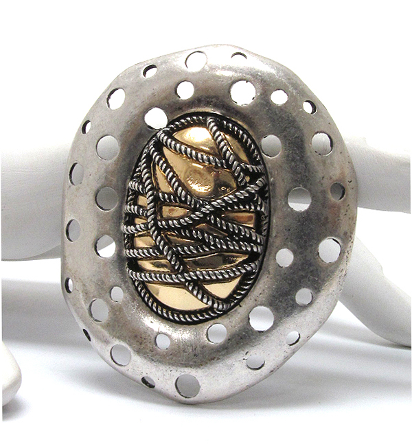 Extra large metal art textured stretch ring