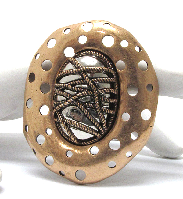 Extra large metal art textured stretch ring