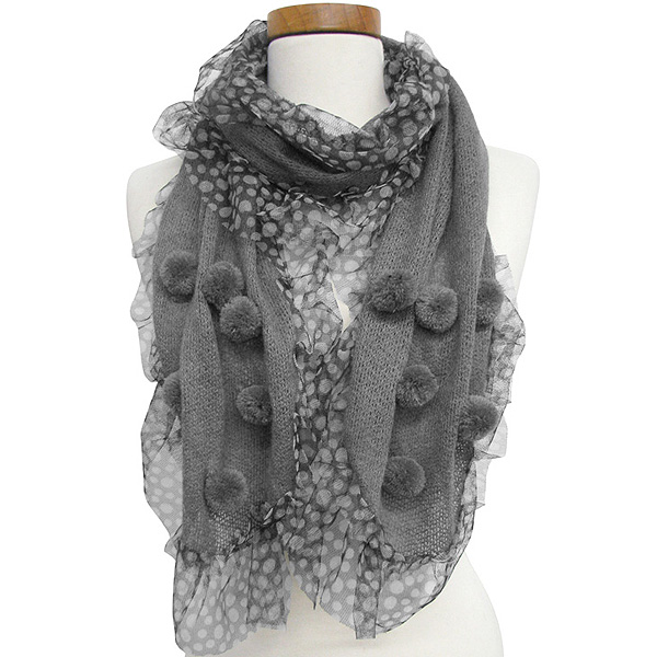 Mesh ruffle scarf w/pom pom