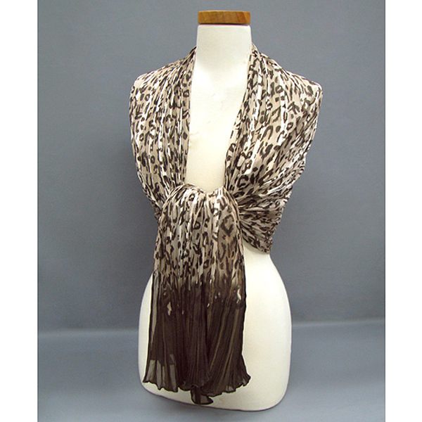 Animal ruffle scarf -100% polyester