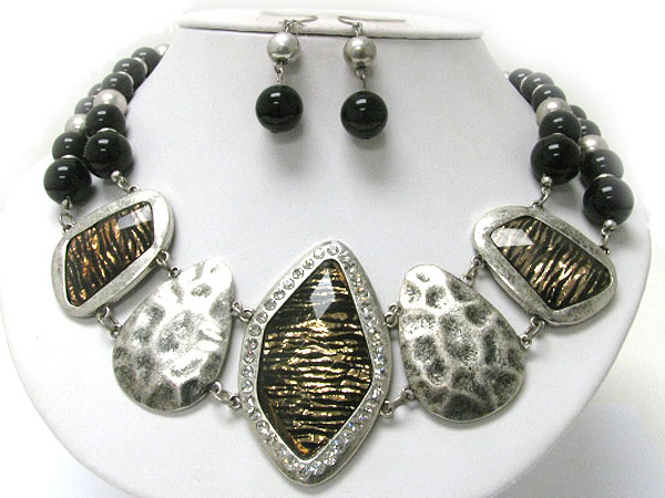 Hammered metal and animal glass deco double line beads back necklace earring set