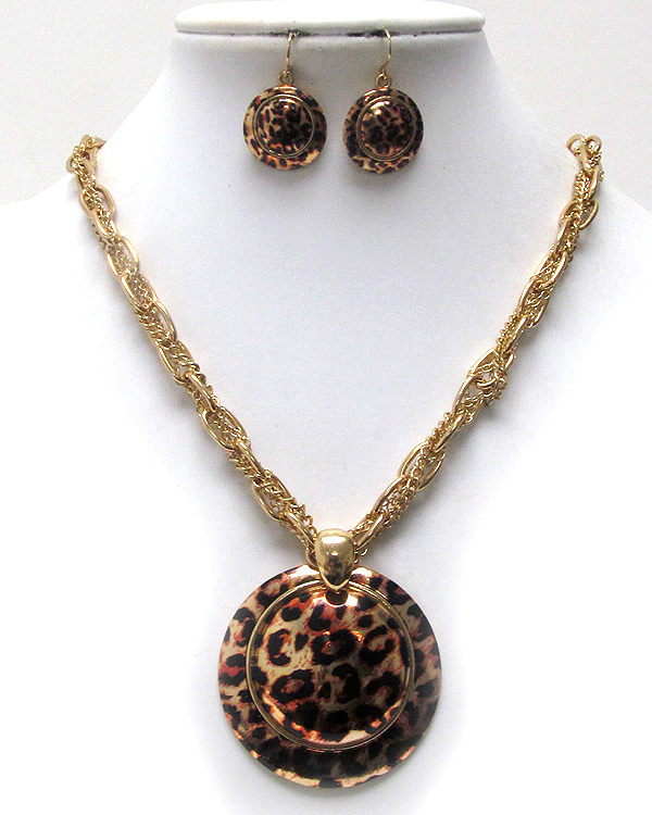 Round animal print metal pendant and multi chain necklace earring set