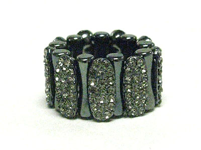 Crystal and metal bar stretch ring