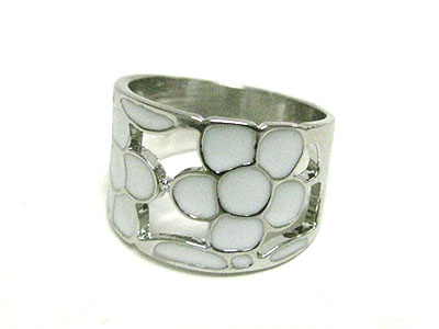 Metal epoxy flower deco metal ring