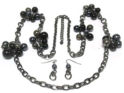 Multi pearl deco long necklace and earring set