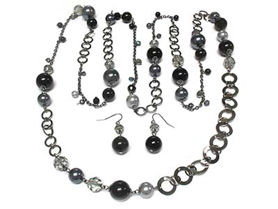 Multi pearl beads and metal circle ring chain long necklace and earring set 