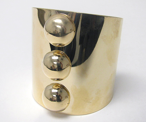 Architectural wide plain metal and triple dome deco bracelet