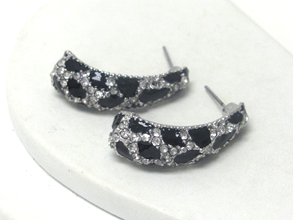 Crystal and epoxy animal pirnt earring